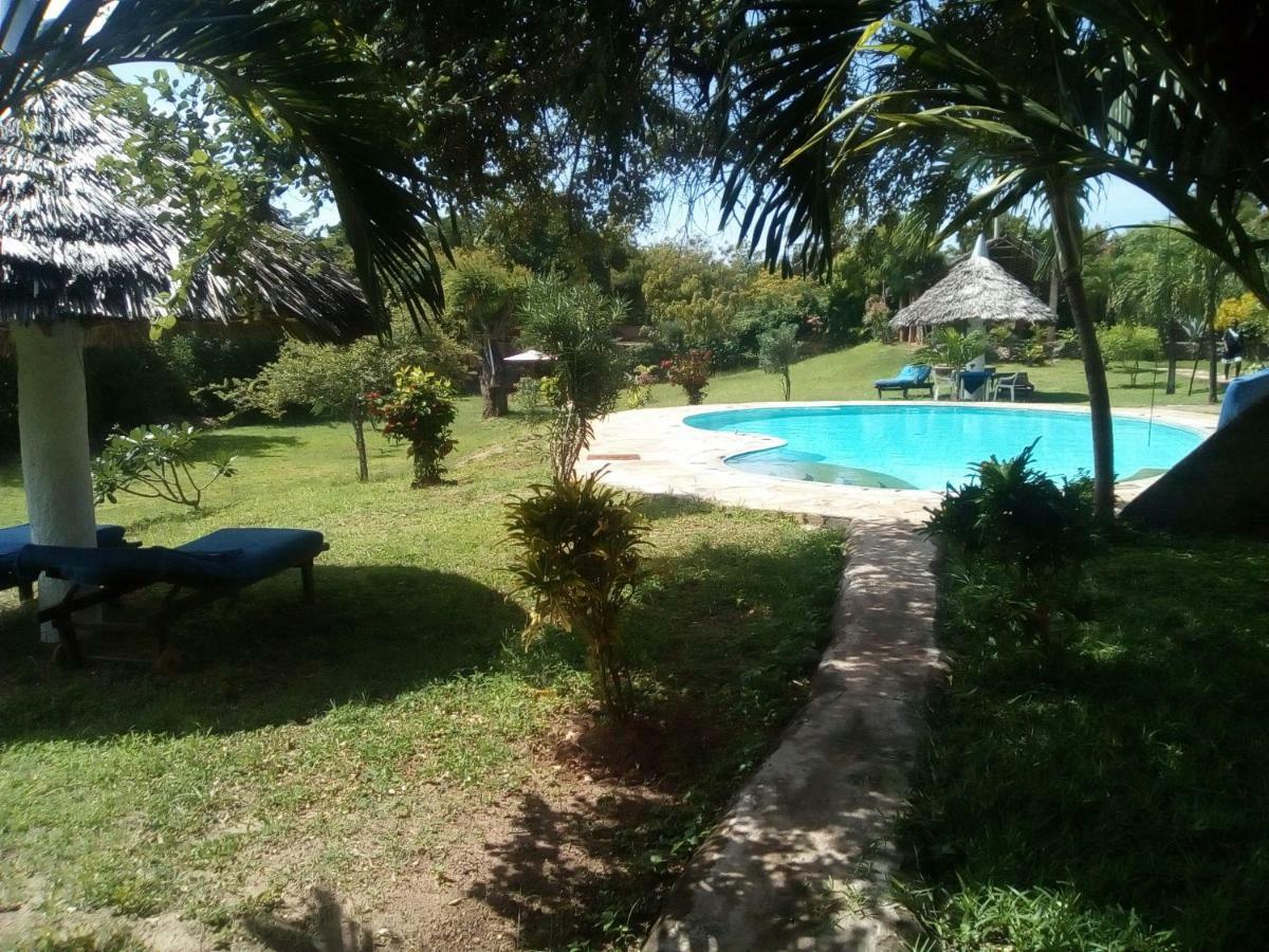 Ashari Hotel Shanzu Extérieur photo
